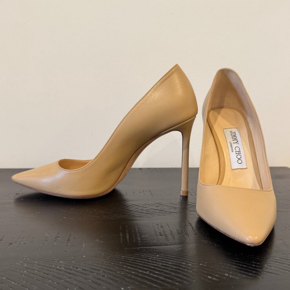 🌟SOLD🌟 Neutral Leather Jimmy Choo High-Heeled Pumps - Size 36.5